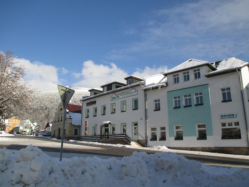 Hotel Union Černý Dŭl Ngoại thất bức ảnh